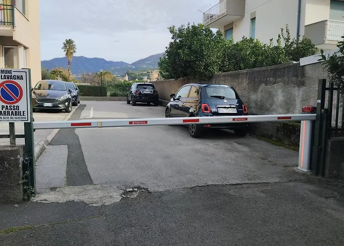 Con Posto Auto Privato Comodo A Centro E Spiagge Διαμέρισμα Lavagna