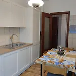 Con Posto Auto Privato Comodo A Centro E Spiagge Apartman
