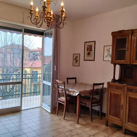 Apartment Con Posto Auto Privato Comodo A Centro E Spiagge Lavagna