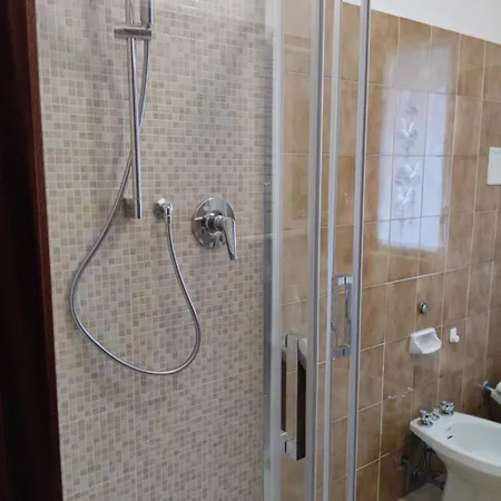 Apartment Con Posto Auto Privato Comodo A Centro E Spiagge Lavagna