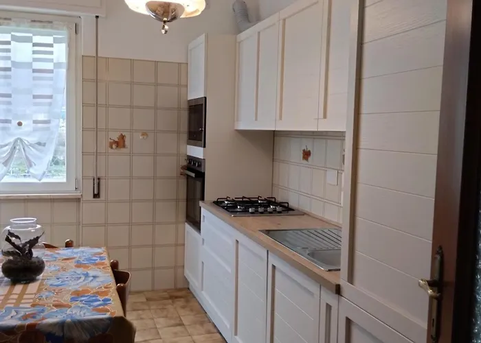 Con Posto Auto Privato Comodo A Centro E Spiagge * 拉瓦尼亚