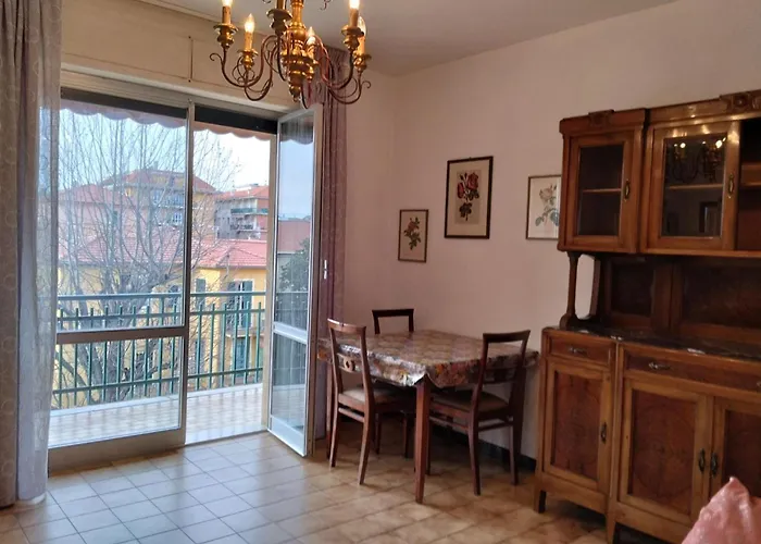 Lejlighed Con Posto Auto Privato Comodo A Centro E Spiagge Lavagna